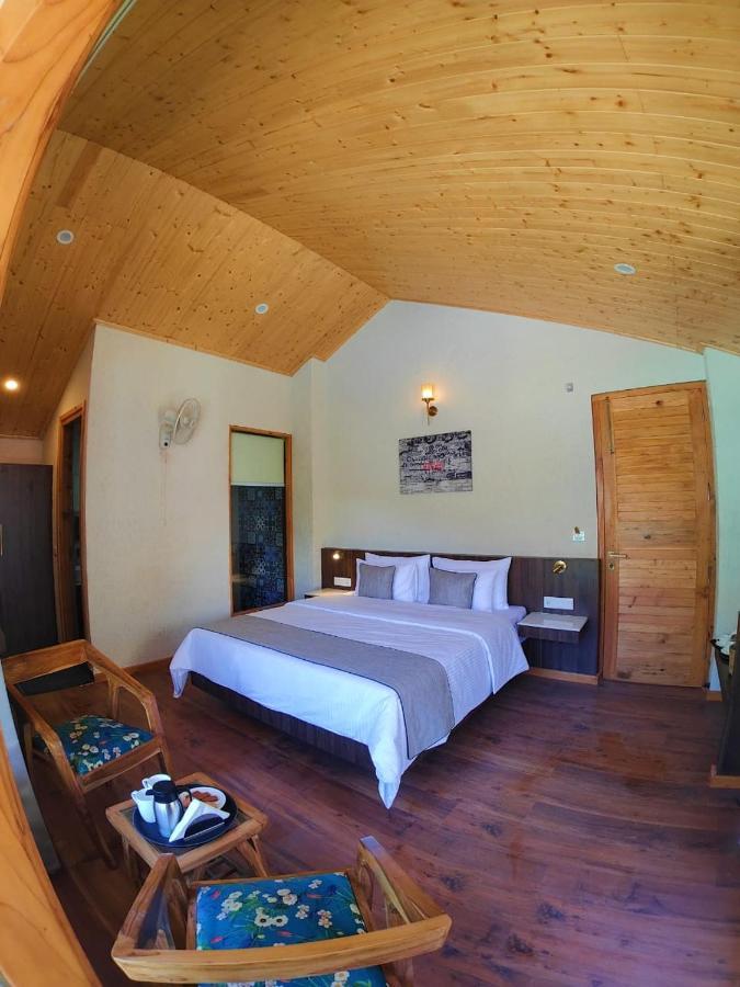 Отель Yaato Retreat Манали Экстерьер фото